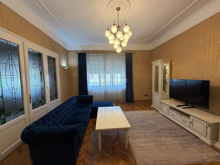 Apartament la casa - 105 mp - 3 camere - garaj - Ultracentral - 2