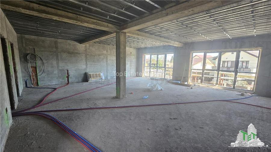 Cladire 240mp cu 2 spatii comerciale la inchiriat in centru Domnesti - 2