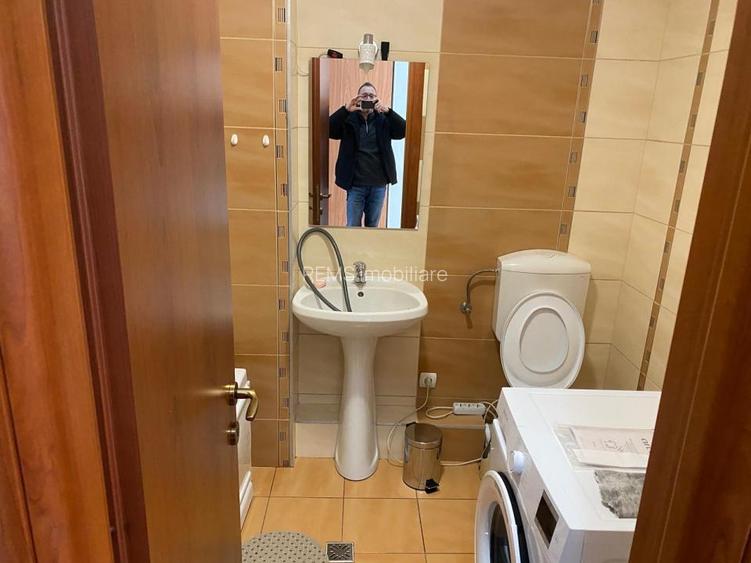 Apartament cu 1 dormitor, str Traian Mosoiu - 11