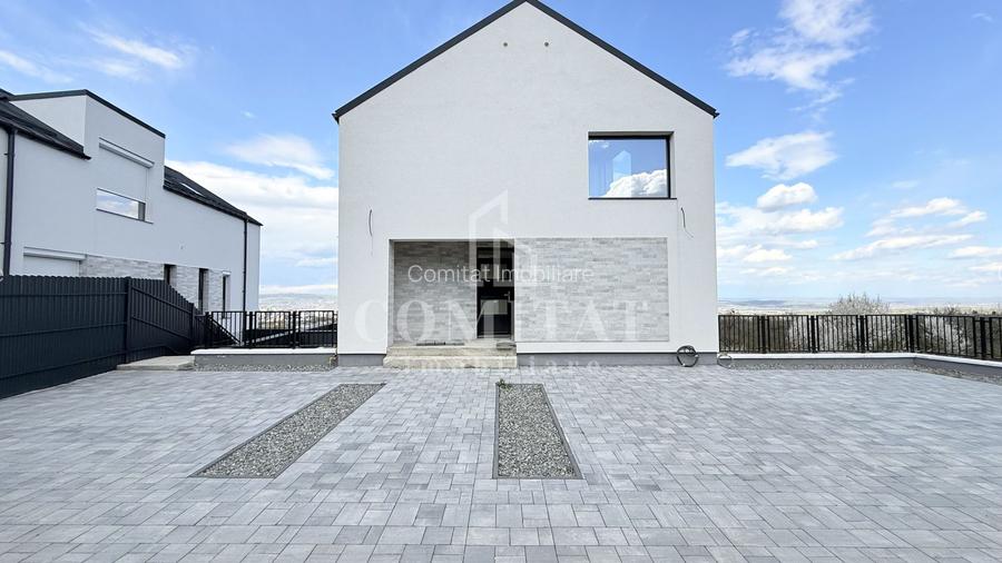 Casă individuală cu panoramă spre oraș zona de case și vile - 2