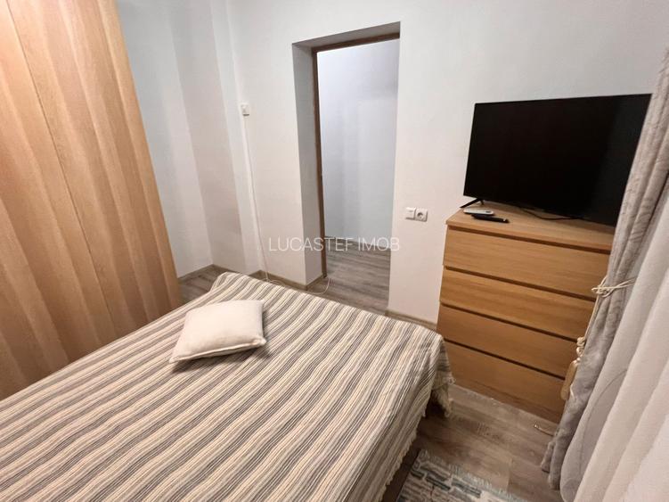 Garsoniera  Piata Domeni  Av Ion Marasecu - 6