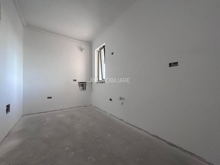 AP. 3 CAMERE CHITILIA, BLOC NOU - 112 MP UTILI, LOC PARCARE,COMIS 0% - 5