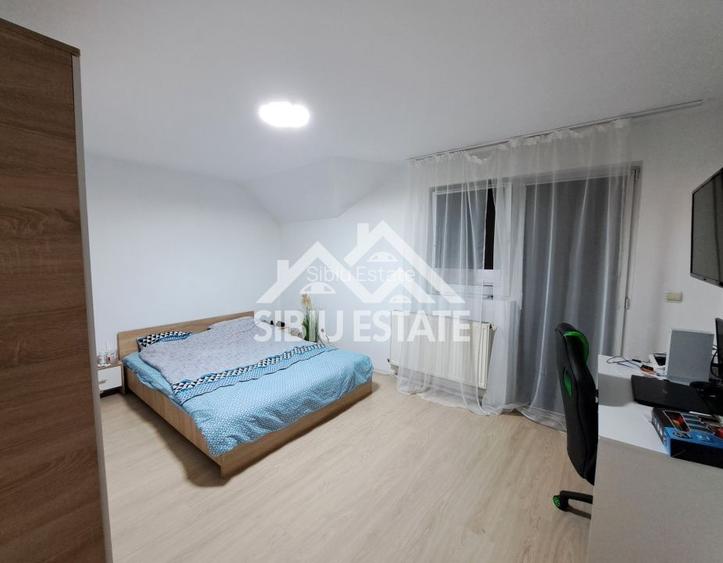 Casa cu pivnita mare, dormitor la parter, Selimbar - 3