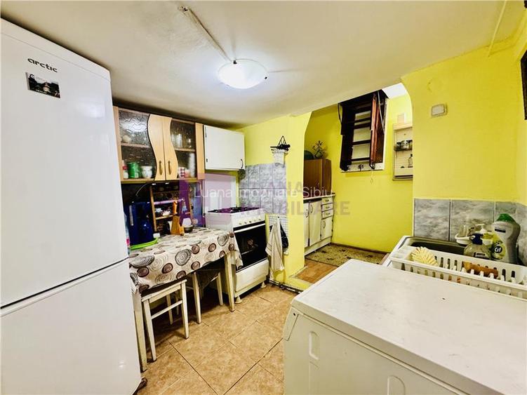 Casa individuala de vanzare in Nucet | Rosia | teren 747 mp | livada, pivnita | - 13