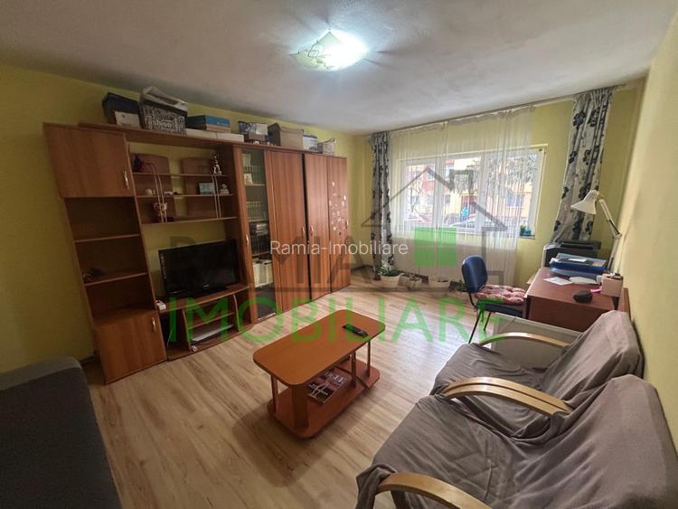 Apartament 3 Camere Deosebit – Cartier Tractorul - 2