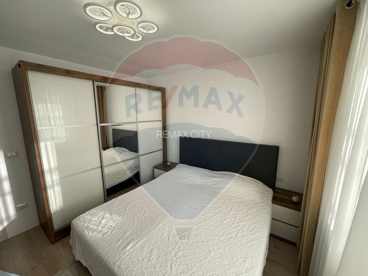 Apartament cu 3 camere de închiriat în zona Precista - 11