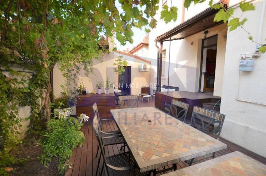 VILA COCHETA CU TERASA SI GARAJ - 2