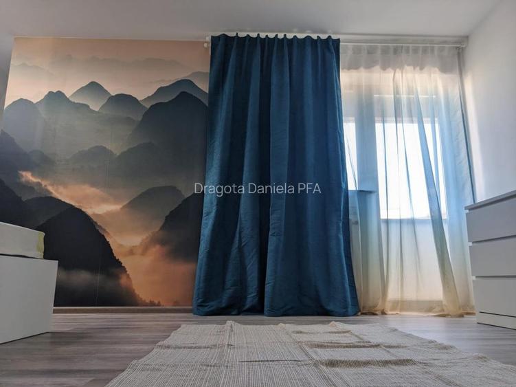 Apartament 3 camere, spatios, zona Coresi - 4