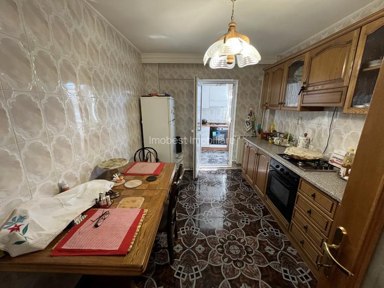 Fasleza nord, str Unirii, apartament cu 4 camere, decomandat, et 3/4! - 6