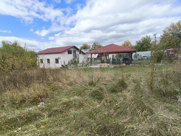 TEREN INTRAVILAN// CORNU DE JOS - 6