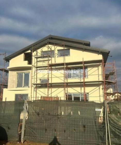 Vanzare casa 5 camere Domnesti - 4