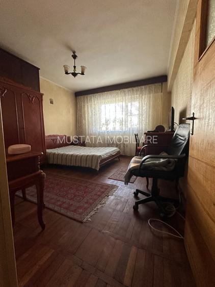 Apartament 3 camere decomandat, zona Calarasilor.