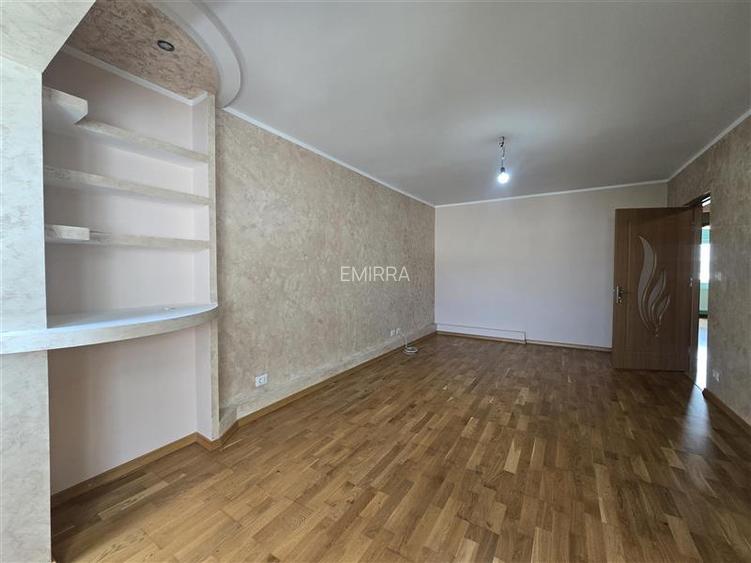 Apartament 3 Camere De Vanzare in Zona Excelenta Str. Aprodu Purice, Bacau - 8