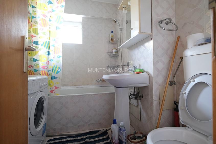 Cal. CALARASILOR, apartament 2 camere decomandate, mobilate si utilate, etaj 6/8 - 9