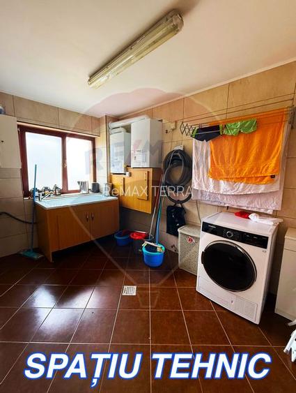 Eleganță și confort într-o casă cu personalitate - 4