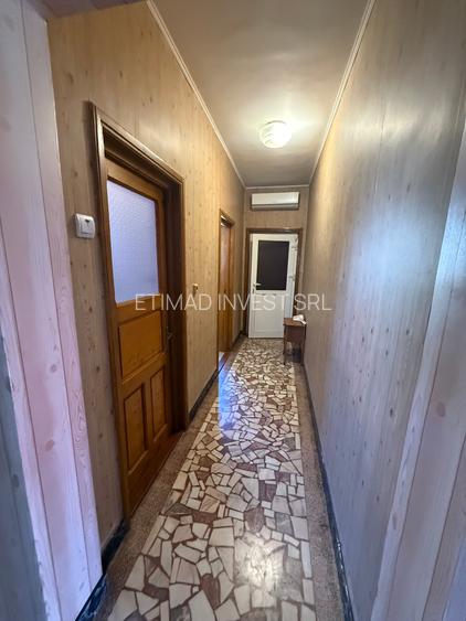 Vila P+1/ Garaj / Acces la 2 strazi / 630 mp - 15