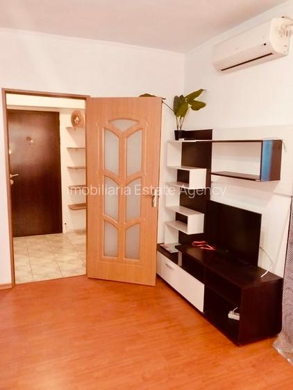 Garsoniera Dristor, 5 minute de metrou, stradal, mobilată si utilată complet - 6