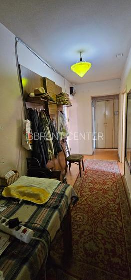 Vanzare -3 camere - Pantelimon - Piata Delfinului- Sector 2 - 9