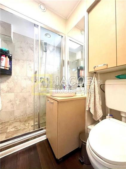 Apartament 3 camere, str. Alecu Russo, langa Vila Royal, Bacau - 14