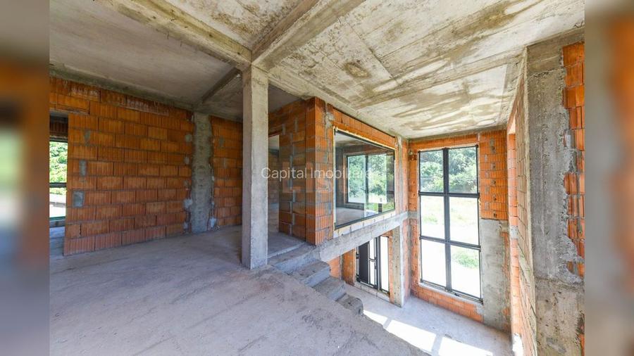 Casa Individuala | Roata Faget | Vitraje ample - 11