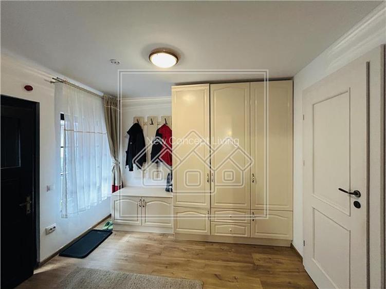 Casa de vanzare in Sibiu - Cisnadioara - 5 camere si 4 bai - - 18