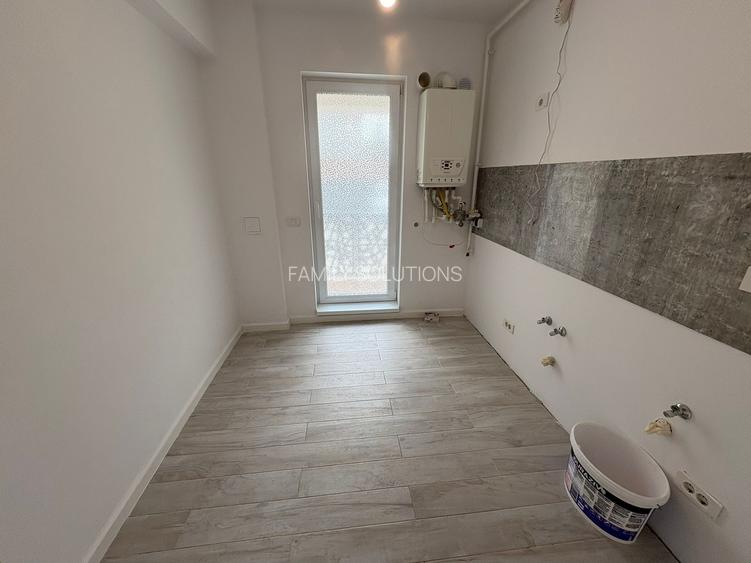 MUTARE RAPIDA!! Apartament 2 camere decomandat, Metrou 1 Decembrie - 15