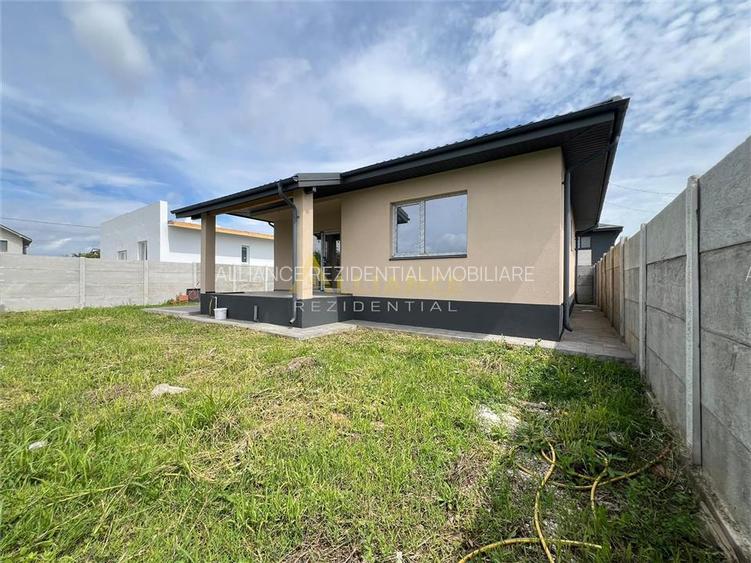 Casa parter- 3 camere- pod - beci - 4