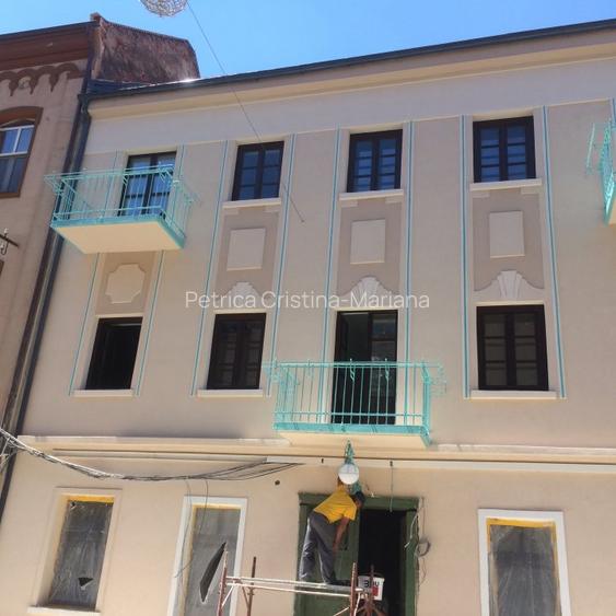 SPAȚIU COMERCIAL ULTRACENTRAL , pietonala ,clădire istorică ,complet  renovata - 4