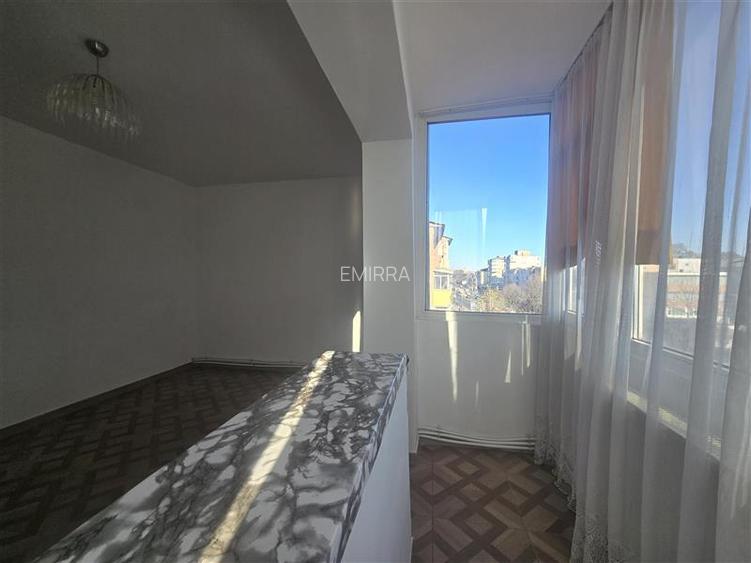 Apartament 3 camere de vanzare in Bacau zona Republicii - 6
