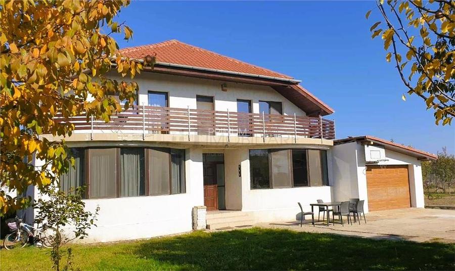 Utvin ? teren generos- pozitie excelenta - 2