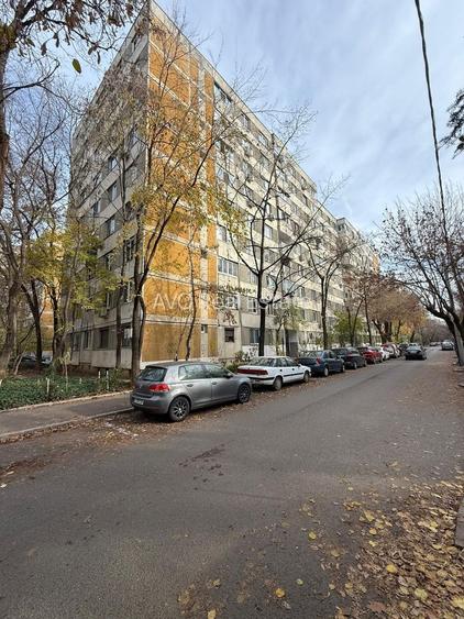 Garsoniera Renovata - Decomandata - Gorjului - Metrou 10 minute - 17