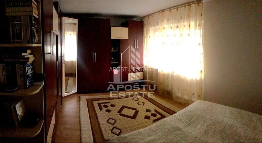 Apartament cu 4 camere, 2 bai, etaj intermediar, zona Soarelui - 4