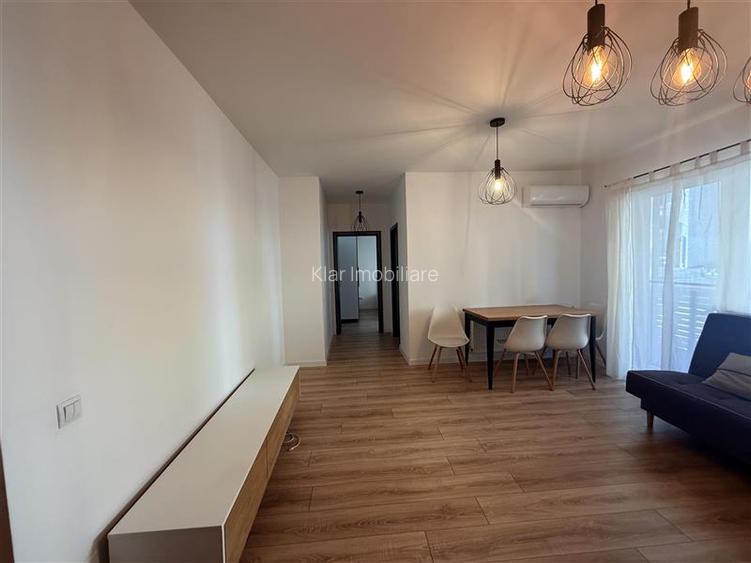 Apartament 2 camere zona Regal cu terasa mare - 14