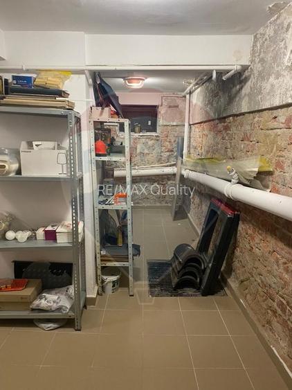 Vila de închiriat–Calea Moșilor /133 mp utili+60 Curte proprie - 35