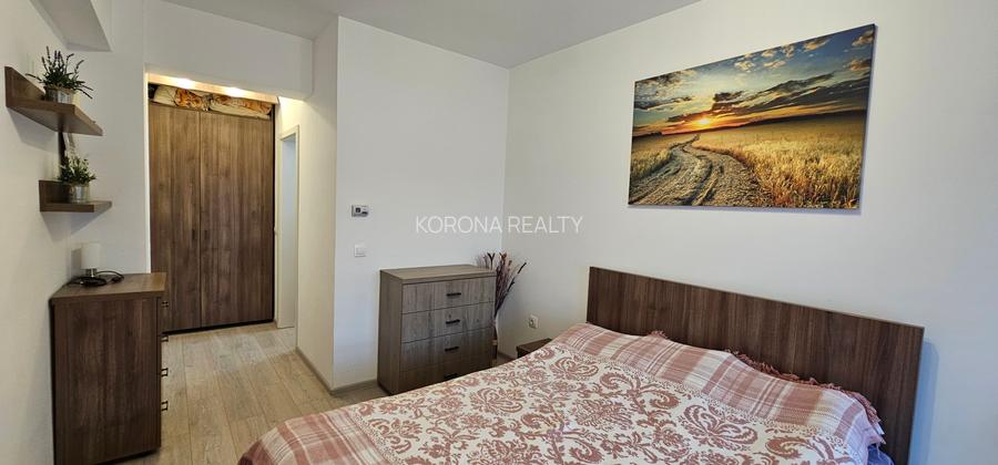 Apartament de vanzare cu 3 camere zona Tractorul bloc nou - 11