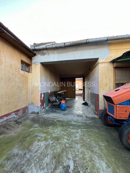 Casă cu 5 camere, acces auto, gaz, central, Salonta, Bihor. - 11