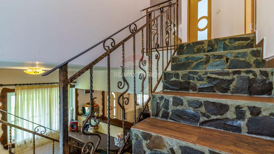 Cabana de vânzare –Mărișel, 10 camere, terasa 41mp, piscină, ciubăr - 14