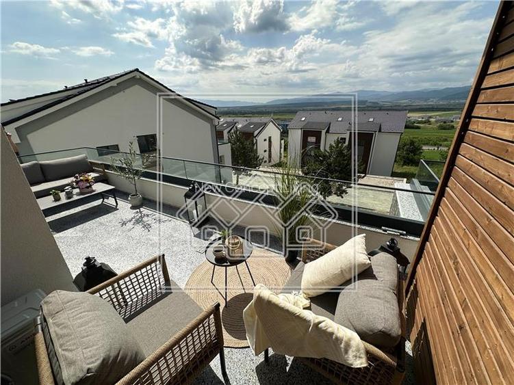 Penthouse 3 camere, intabulat, finisat la cheie (NCL-47D-Ra) - 15