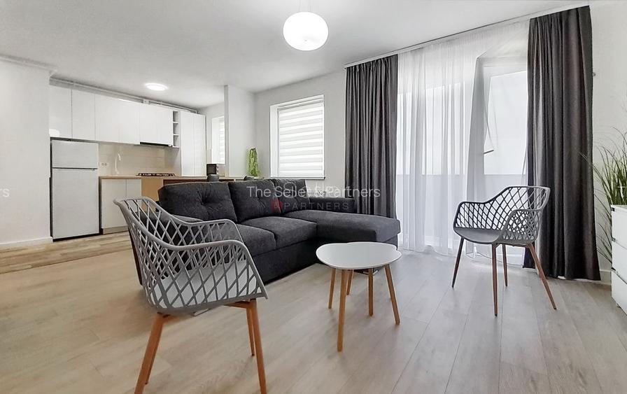 Garsoniera  moderna cu terasă | Tractorul – Coresi Shopping Resort - 2