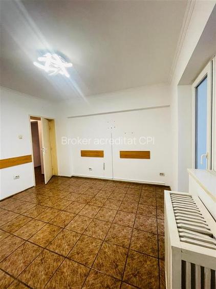INCHIRERE APARTAMENT 3 CAMERE ZONA MALL VITAN  OCTAVIAN GOGA  SECTOR 3 - 12