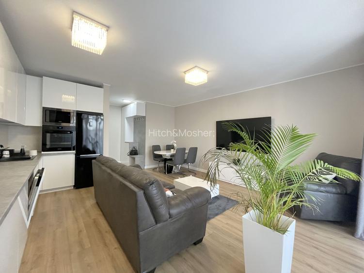 Apartament de inchiriat -2 camere + parcare - 3