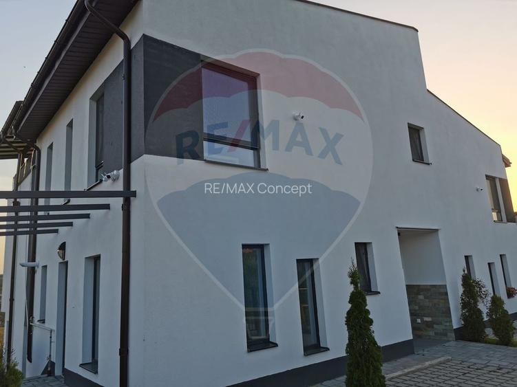 Casă 4 camere de inchiriat in Borhanci - 3