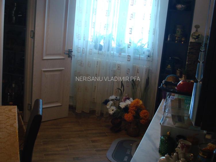 Apartament renovat, mobilat elegant penthhouse Calea Mosilor Metrou Bucur Obor - 10