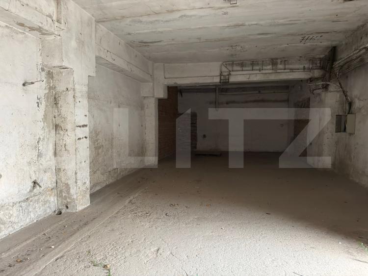 Hală industrială – 2800 mp utili, zonă Botizului/Șoimoșeni