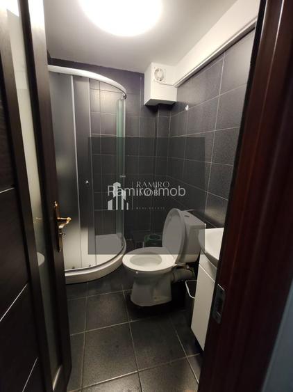 GARSONIERA 30MP, INVESTITIE, EROII REVOLUTIEI - 12