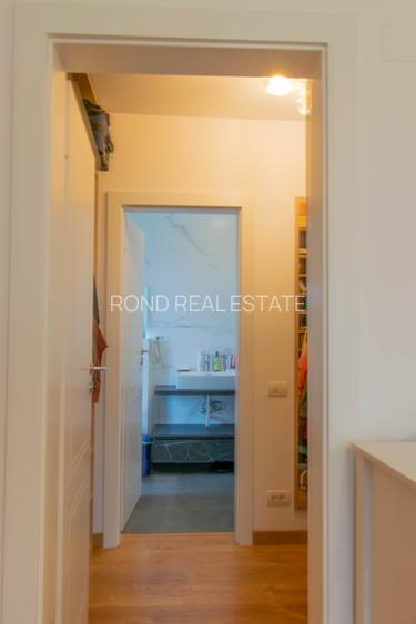 Vilă modernă cu vedere la lac, minicomplex inchis - 26