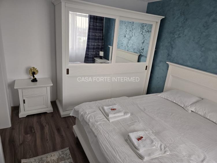 Apartament 2 camere, Piata Ovidiu 400 EUR