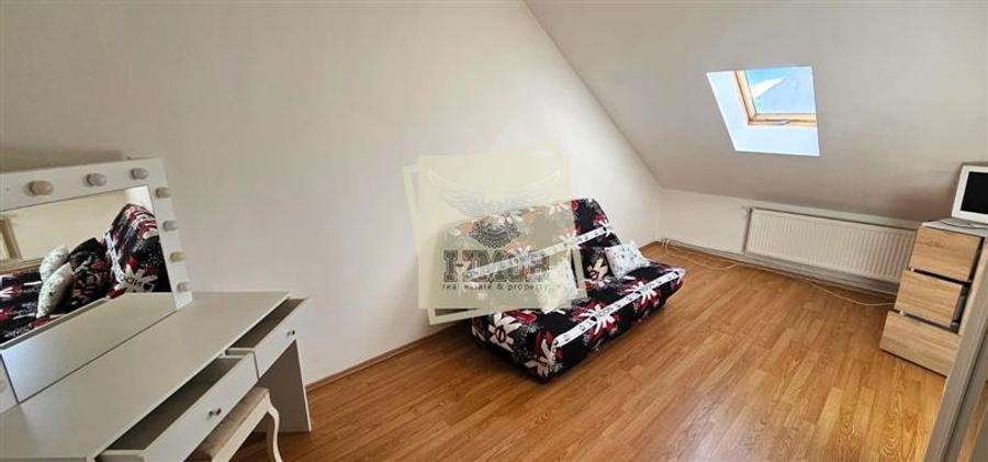 Garsoniera tip mansarda 2 camere zona Terezian