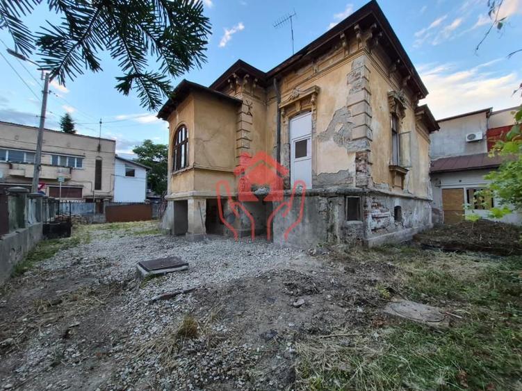 UNIRII (Piata Regina Maria)-Vila interbelica cu proiect autorizat, 2 deschideri!