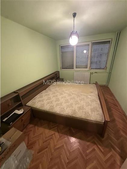 Decomandat la etajul 1 aproape de Iulius Mall - 12